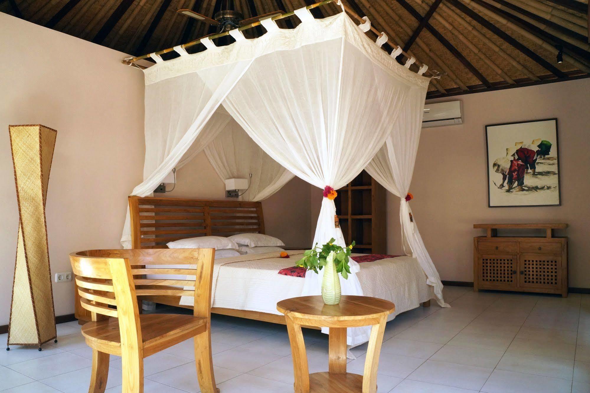 Cili Emas Oceanside Resort Tejakula Kültér fotó
